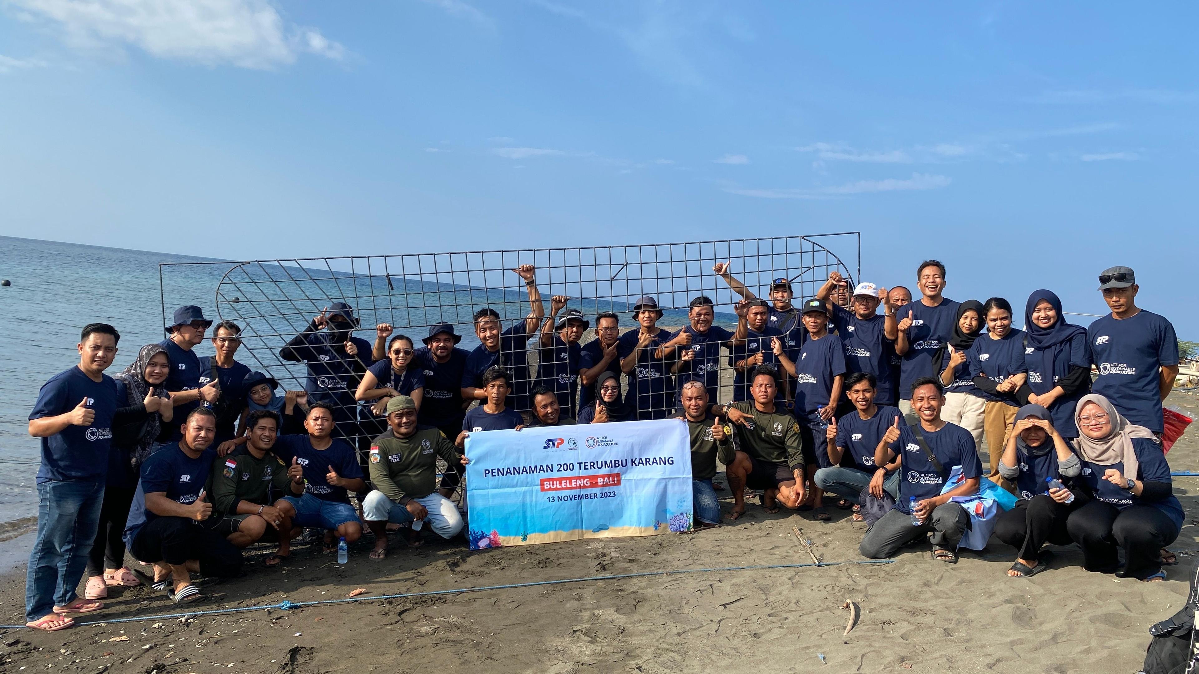 STP Wujudkan Komitmen Hijau dengan Penanaman  Terumbu Karang di Bali